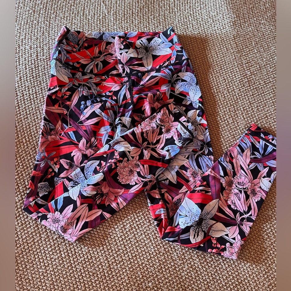 Floral Lululemon leggings